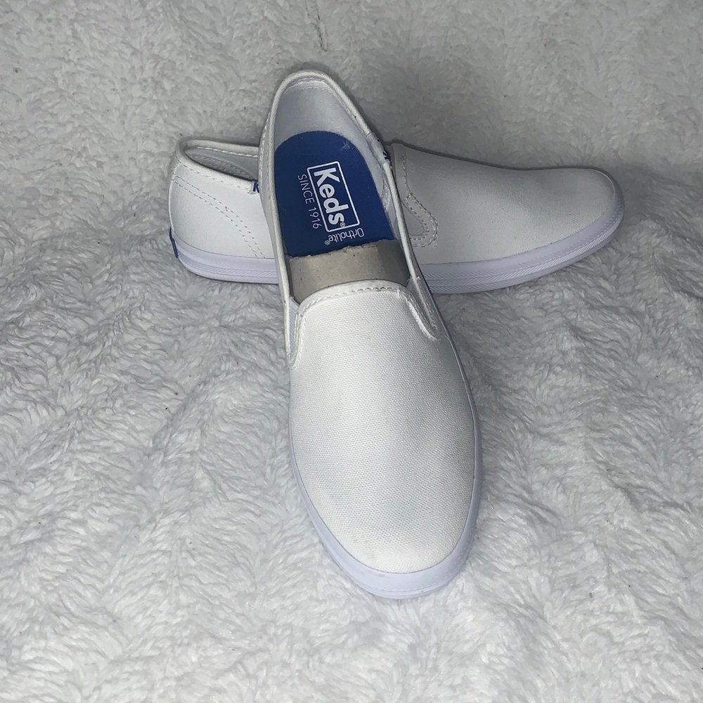 NWOT Keds Classic White Canvas Slip-Ons